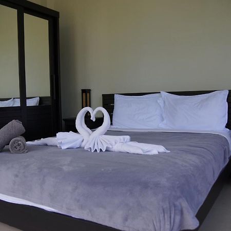 Twin Villas Apartment With Swimming Pool For 2 Houses Wok Tum Ngoại thất bức ảnh